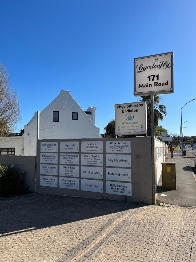 Somerset West Garden Apartments 1 Екстериор снимка