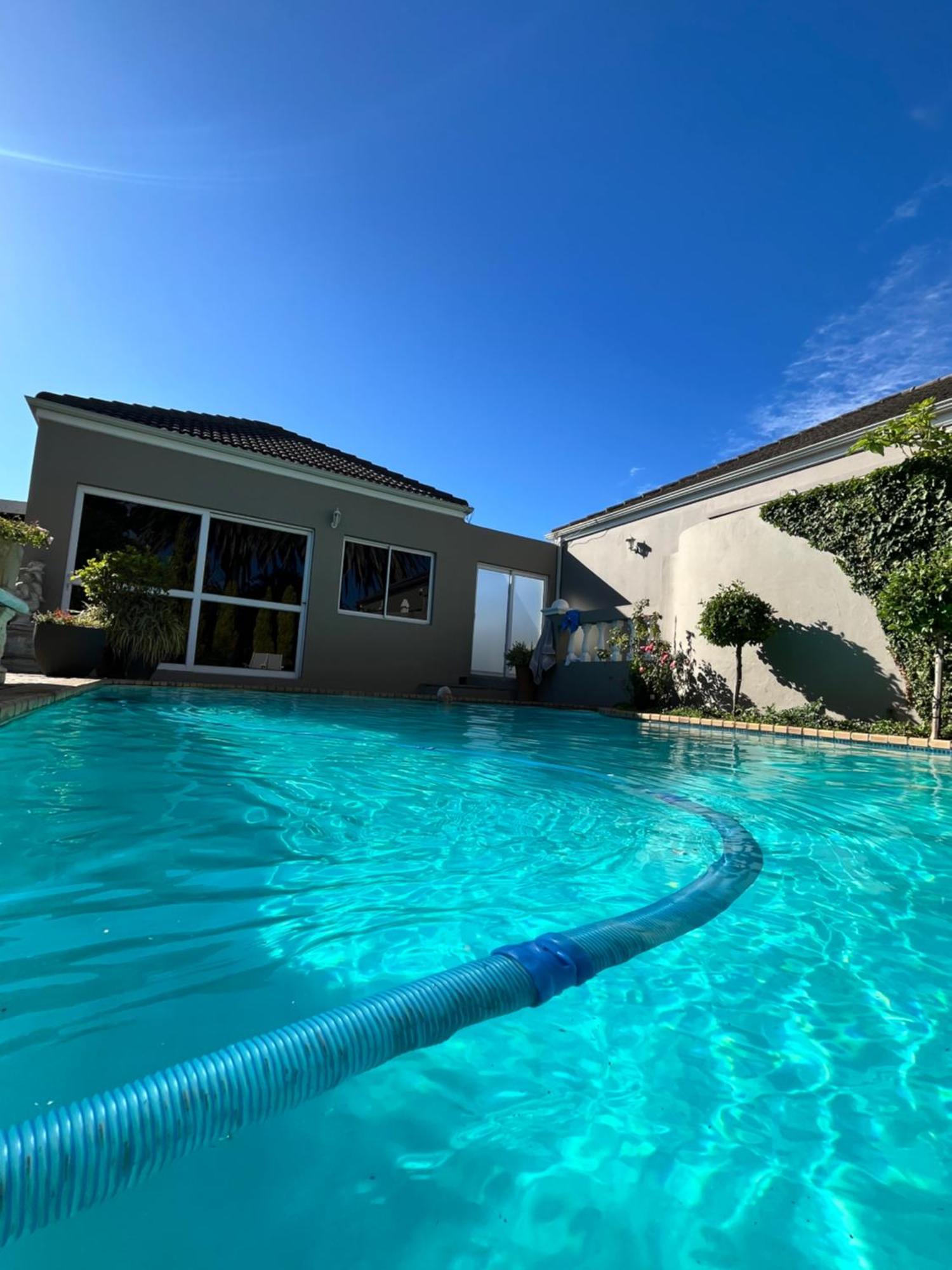 Somerset West Garden Apartments 1 Екстериор снимка